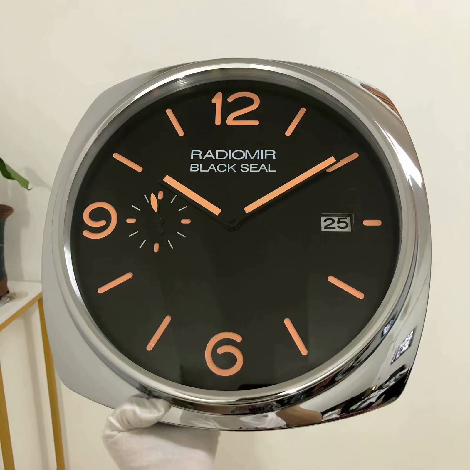 P Black Seal Wall Clock Metal Case Rose Gold Numerals - Click Image to Close